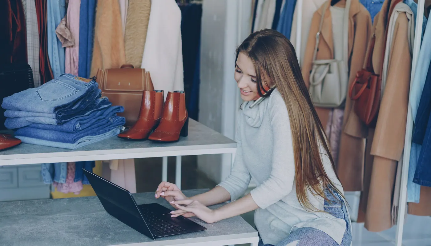 Atención en una tienda de ropa